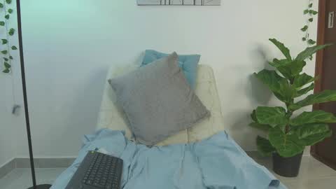 Snapshot of swt_helen chatting on September 29, 11:32 pm Helen  online show from September 29, 11:32 pm