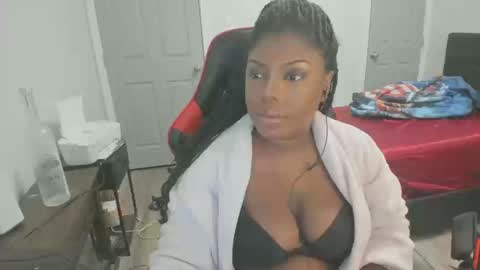 sxamleuy online show from October 15, 6:43 pm