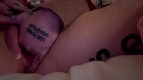 sydnasty97 online show from May 26, 1:16 am