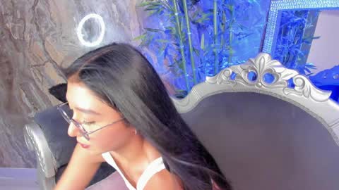 Sydney online show from April 2, 11:35 pm