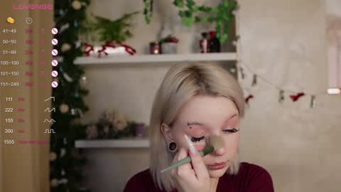 Emily online show from December 18, 5:10 pm