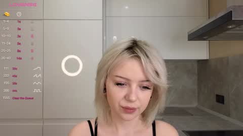 Emily online show from February 6, 5:09 pm