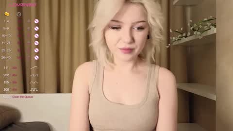 Emily online show from February 11, 5:18 pm