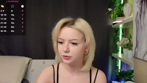 Emily online show from January 26, 5:02 pm