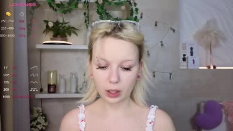 Emily online show from January 8, 5:05 pm