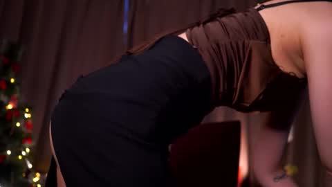 im Lally online show from December 20, 4:49 am