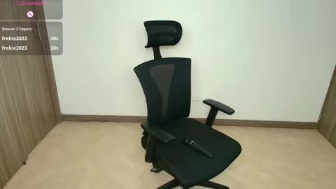 Snapshot of talianaprada_ chatting on October 16, 1:52 am talianaprada_ online show from October 16, 1:52 am