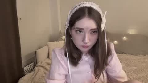 Lola online show from July 13, 12:06 pm