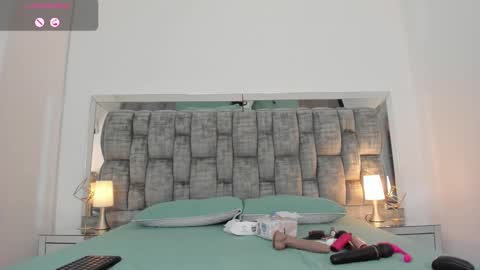 Tamara online show from February 12, 9:01 pm