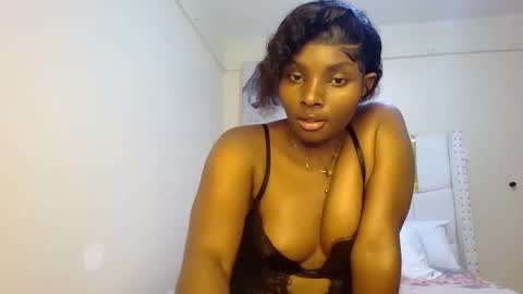 tamia online show from October 30, 11:06 pm