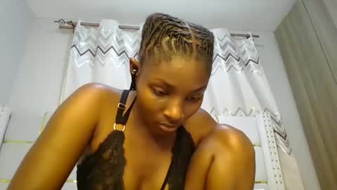 Snapshot of tamia538235 chatting on February 12, 6:40 pm tamia online show from February 12, 6:40 pm