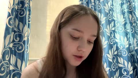 Emilia online show from April 8, 1:46 pm