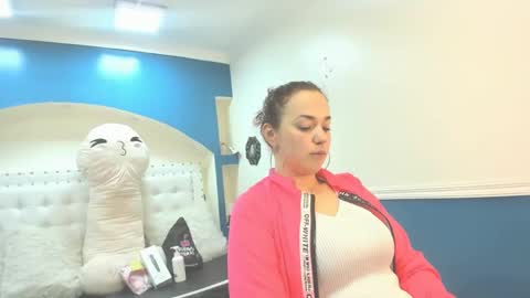 Snapshot of tammyparker_ chatting on December 12, 5:42 am Tammara  online show from December 12, 5:42 am