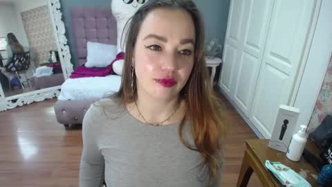 Snapshot of tammyparker_ chatting on September 11, 4:35 am Tammara  online show from September 11, 4:35 am