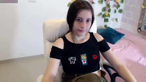 Tania  online show from November 2, 4:10 pm