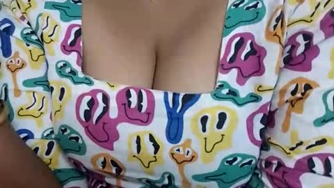 taniya_roy4628 online show from February 25, 11:20 am