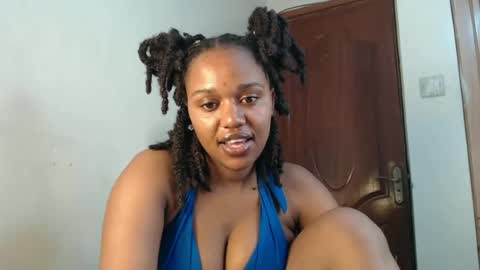 tania online show from June 15, 9:37 pm