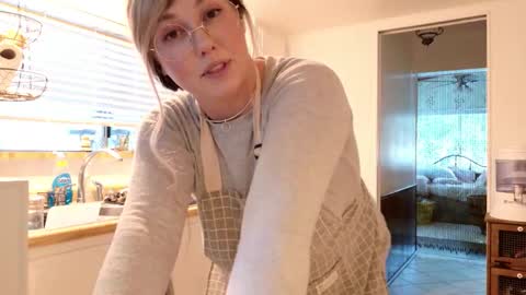 Lilith Eden  sometimes Eve online show from October 30, 10:11 pm