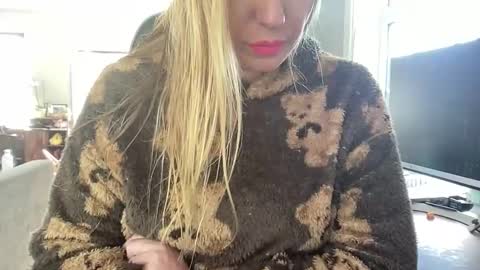 tantricbella online show from February 6, 9:07 pm