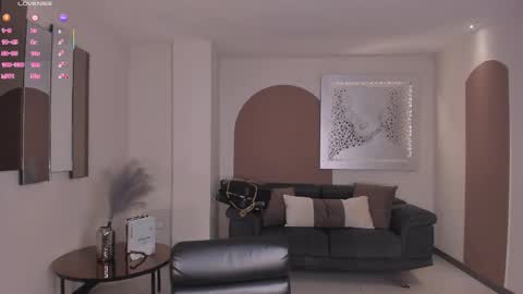 Tara Lawrence online show from January 31, 7:23 pm