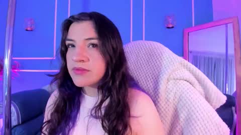 Tara online show from December 19, 2:38 am