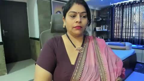 Snapshot of tarivishu23 chatting on October 22, 2:38 am tarivishu23 online show from October 22, 2:38 am