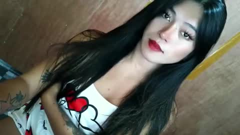   online show from October 14, 1:35 pm
