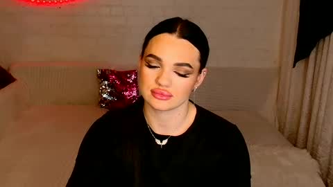 tasty_babyy online show from December 5, 8:00 pm