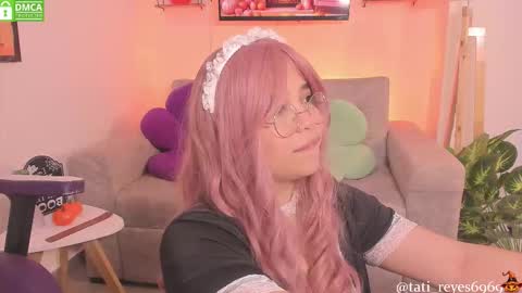 Snapshot of tati_reyes chatting on October 17, 1:47 pm Tatiana --- Schedule Monday to Sundays 800 to 200 UTC-5 online show from October 17, 1:47 pm