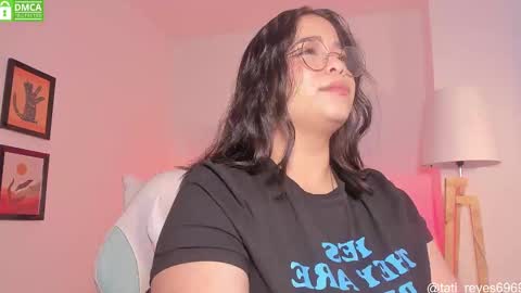 Snapshot of tati_reyes chatting on September 10, 2:06 pm Tatiana --- Schedule Monday to Sundays 800 to 200 UTC-5 online show from September 10, 2:06 pm