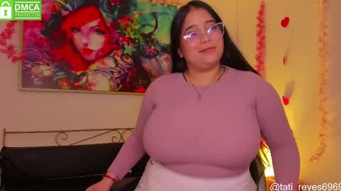 Snapshot of tati_reyes chatting on March 8, 1:01 pm Tatiana --- Schedule Monday to Sundays 800 to 200 UTC-5 online show from March 8, 1:01 pm