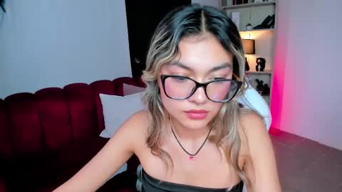 Snapshot of tatiana_mendoza chatting on October 22, 3:50 pm tatiana_mendoza online show from October 22, 3:50 pm