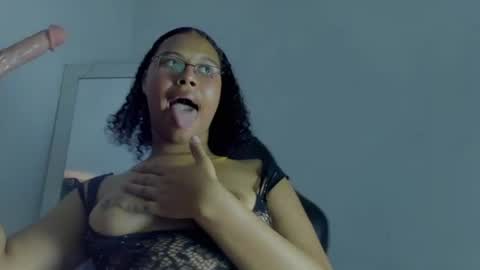 tatianasquirthot online show from July 13, 7:58 pm