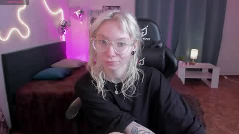 tattoo_artbaby online show from April 30, 1:44 am
