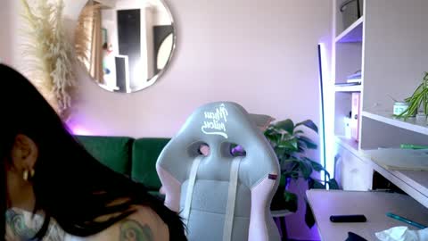 Nathalie Hardy  online show from February 26, 6:29 pm