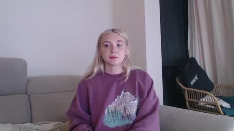 tattoobbgirl online show from October 18, 7:04 pm