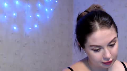 Taya online show from February 12, 8:54 pm