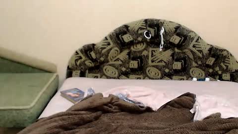 Taya online show from December 22, 8:56 pm