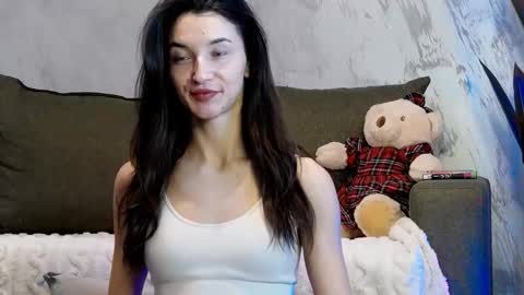 TayaKayan online show from December 18, 12:21 pm