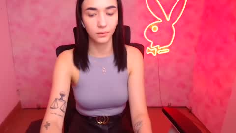 Snapshot of tayla_candy chatting on October 23, 6:19 am Tayla online show from October 23, 6:19 am