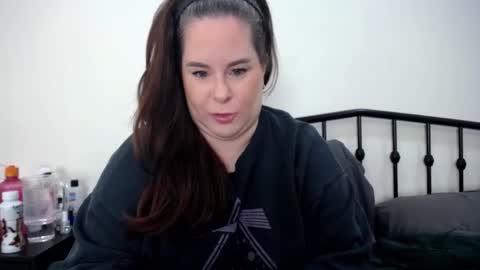 Taylor Michaels online show from December 1, 9:50 pm