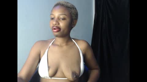 teasexkitty online show from August 4, 8:04 pm