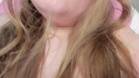 Snapshot of teeencutee chatting on January 31, 5:30 am Monika --------------2  stream 700 GMT day online show from January 31, 5:30 am