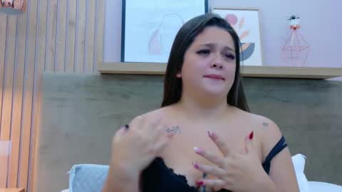 tessa stones online show from October 18, 5:54 am