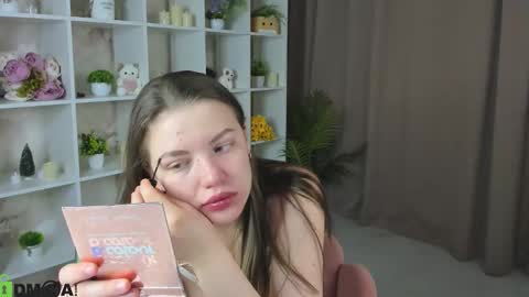 Tessa online show from February 3, 3:37 am