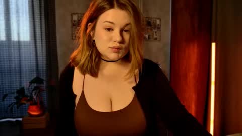 tesspleasuree online show from February 15, 11:09 am