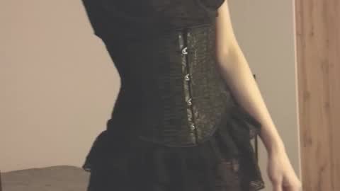 Snapshot of thanos_world1321002 chatting on October 6, 6:23 pm thanos_world1321002 online show from October 6, 6:23 pm