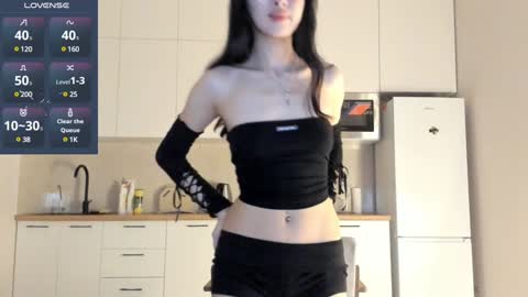 Snapshot of thanos_world1321002 chatting on January 31, 9:48 pm thanos_world1321002 online show from January 31, 9:48 pm