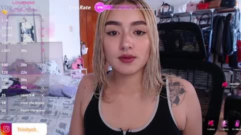   online show from April 1, 1:41 pm