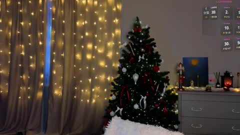 Alice online show from December 21, 12:42 pm